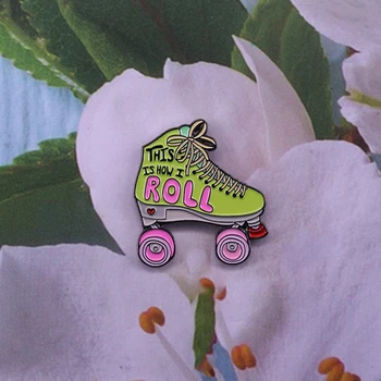 Roller Derby inspireeritud retro badge rulluisud pin naljakas puns sõle 80s lapsed kingitus esteetiline tarvik