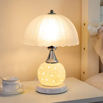 Tabel Lamp Magamistuba Öö Ins Lihtne Kaasaegse Loomingulise Ühiselamu LED Keraamiline Lamp