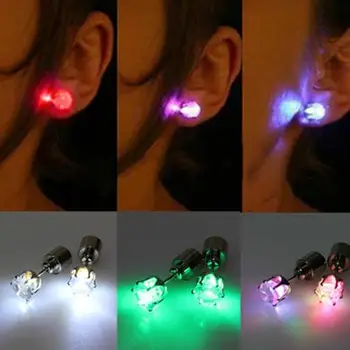 1tk süttib LED Kõrva Kõrvarõngad korea Flash Tsirkoon Kõrva Kõrvarõngad Aksessuaarid Pool Naised jõulud kõrvarõngad
