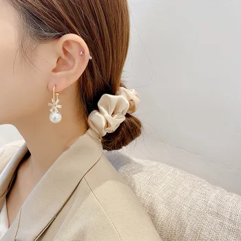 Uued Ehted Retro lilled Imitatsioon Pearl Temperament on Isiksuse Kõrvarõngad Naiste Earings Naiste 2021 Vintage Kõrvarõngad