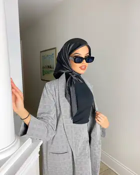 2021 kevadel ja suvel luksus 90*90CM sall lihtne mustvalge siidist sall naiste mood sall päikesekaitsetoodete hijab