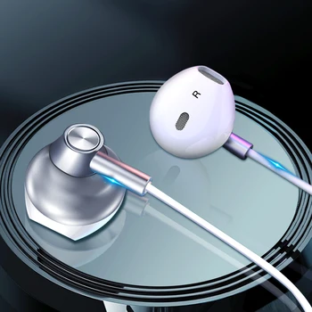 Juhtmega Kõrvaklappide Universaalne 3.5 mm Music Headset Earbuds Kaasaskantav Stereo Gaming Kõrvaklapid Micphone iPhone Xiaomi Huawei