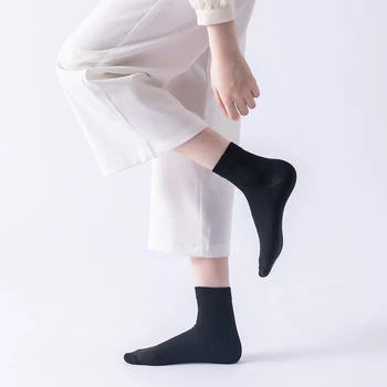 5 Paari Kõrge Kvaliteedi Bamboo Sokid Naiste Mood Jaapani Harajuku Candy Värvi Vabaaja Keskmise Toru Sokid Must White Sox