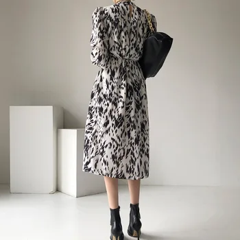 Üks Tükk Naine Plisseeritud Prindi Kleit Elegantne Täis Varruka Tabanud Värv Seista Krael Pits-Up Midi Kleidid 2021 Suvel Daamid Vestidos