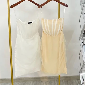 TWOTWINSTYLE Elegantne Valge Kleit Naistele Slash Kaela Varrukateta Kõrge Vöökoht Ruched Mini Kleidid Naiste Suve Mood Stiilis 2021